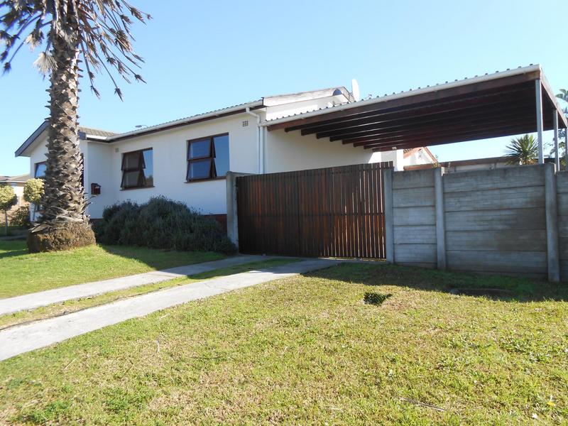 To Let 3 Bedroom Property for Rent in Joubert Park Western Cape